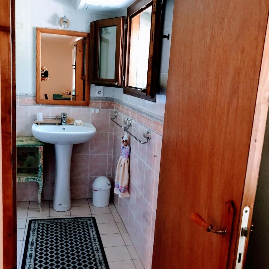 Chambre Et Salle De Bain Prive S'Ouvrant Sur Terrasse, Jardin Et Cuisine D'Ete Quillan Luaran gambar